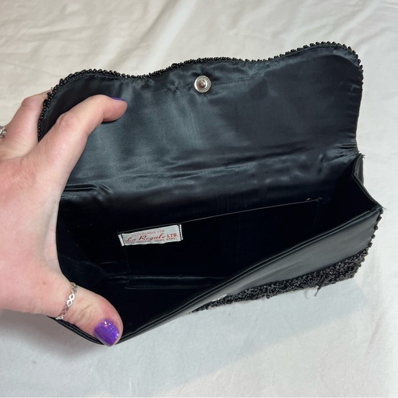 Vintage La Regale black beaded envelope evening clutch - Picture 4 of 6